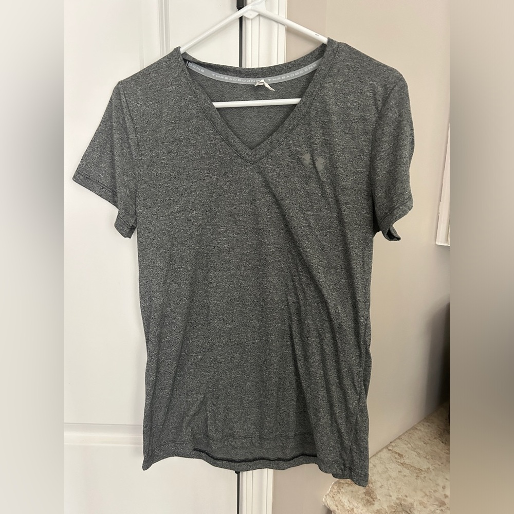 Womens Under Armour T-shirt Gray Medium